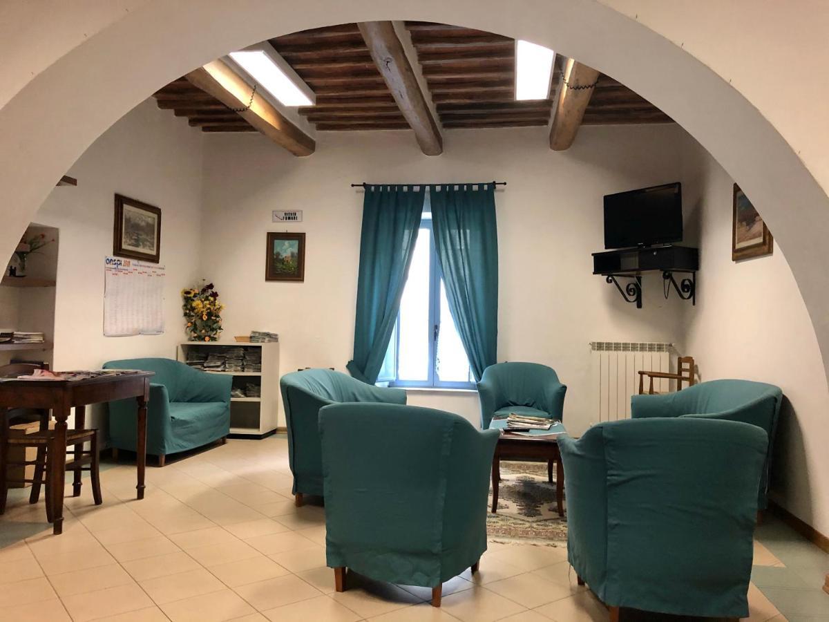 מלון Residenza Pitigliano Gens Petilia - Nuova Gestione מראה חיצוני תמונה