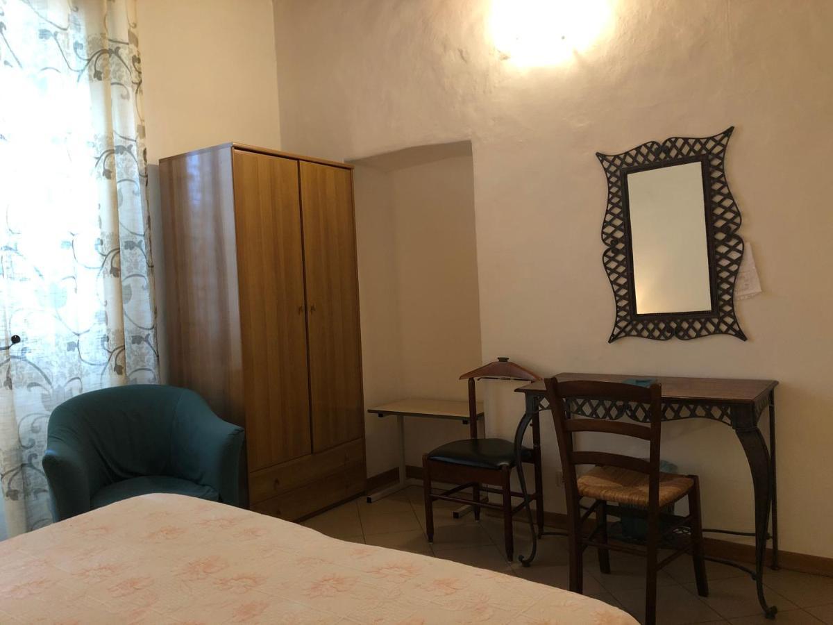 מלון Residenza Pitigliano Gens Petilia - Nuova Gestione מראה חיצוני תמונה