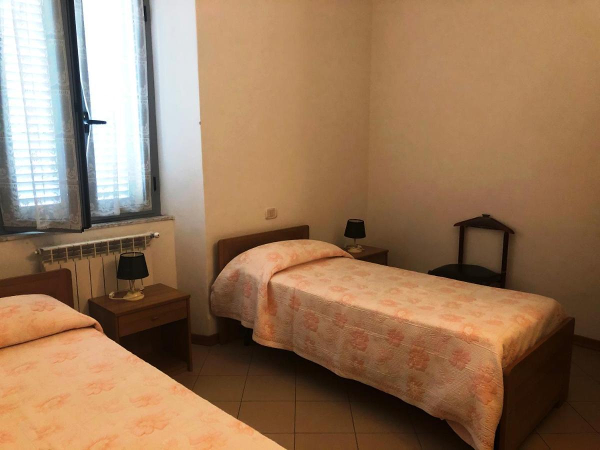 מלון Residenza Pitigliano Gens Petilia - Nuova Gestione מראה חיצוני תמונה