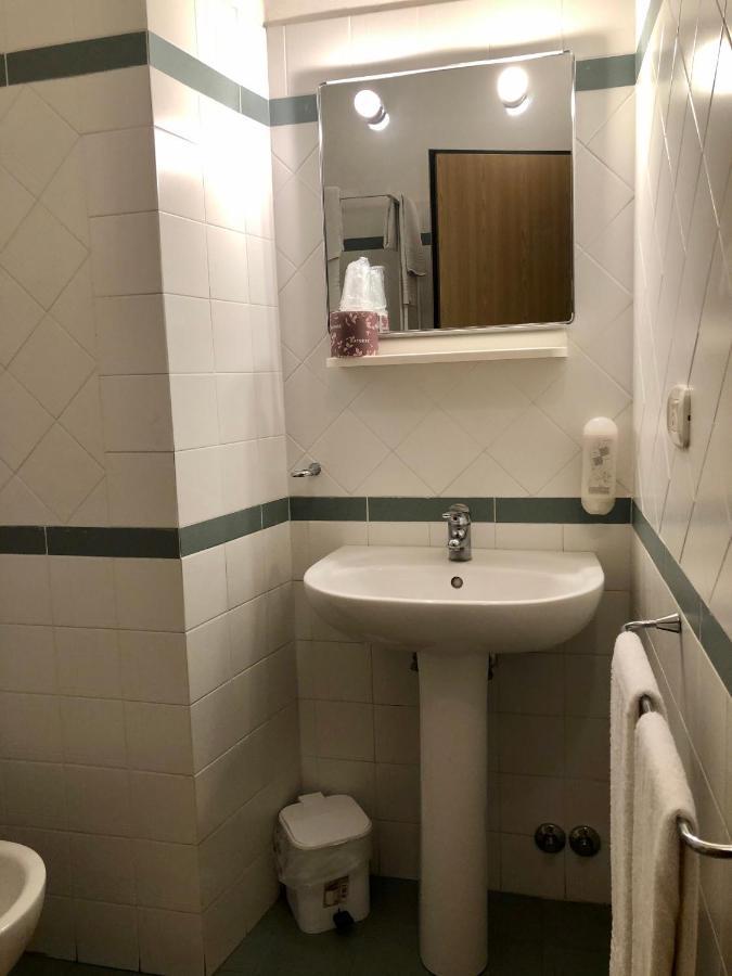 מלון Residenza Pitigliano Gens Petilia - Nuova Gestione מראה חיצוני תמונה