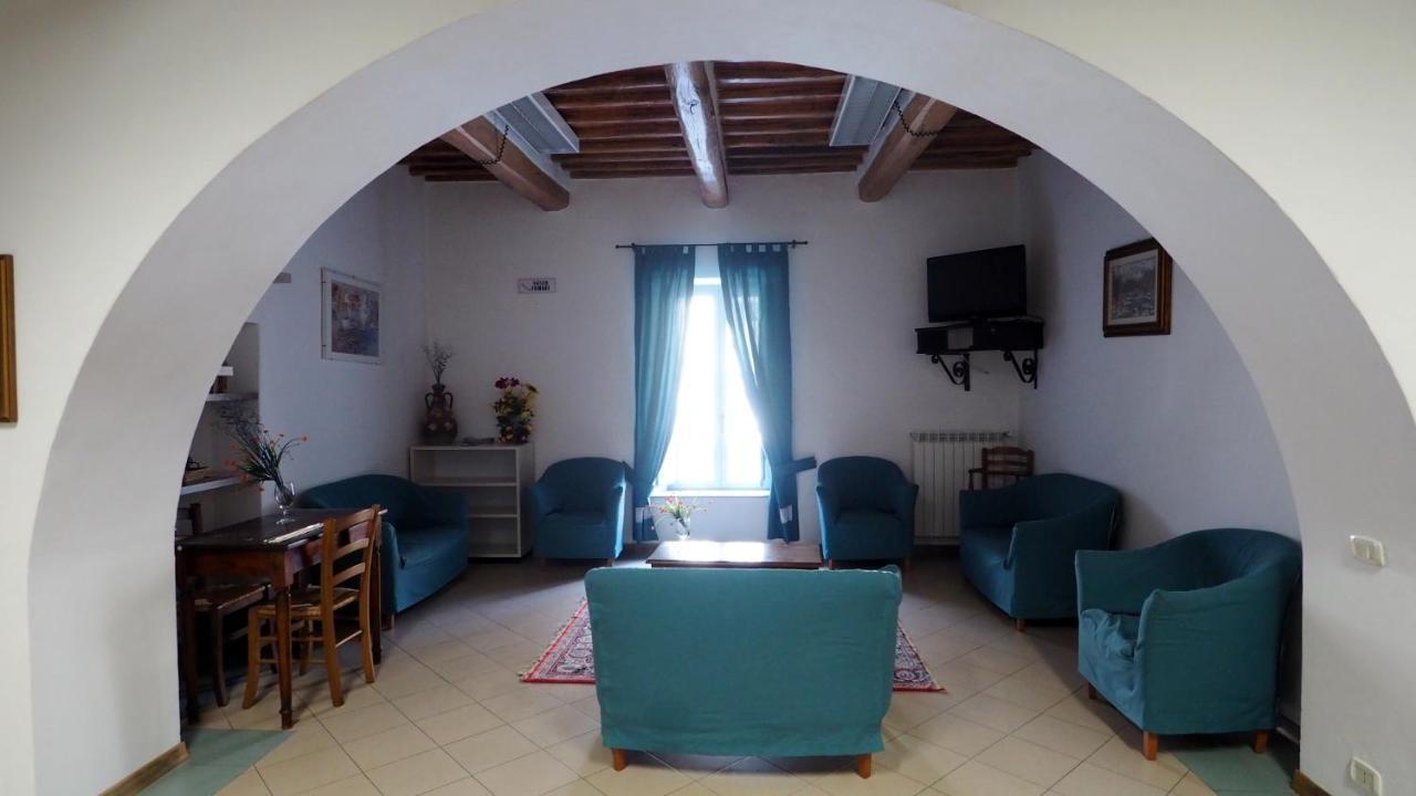 מלון Residenza Pitigliano Gens Petilia - Nuova Gestione מראה חיצוני תמונה